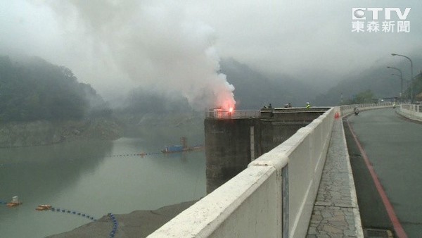 　　這波鋒面再度為石門水庫帶來進帳。（圖片來源：東森新聞）