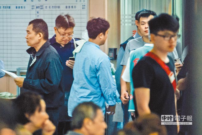臺北捷運再次發生隨機砍人事件 兇嫌帶刀遭發現