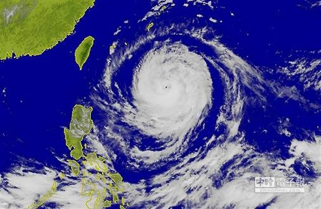 蘇迪勒暴風半徑擴大至280公里 不排除增強為強颱風