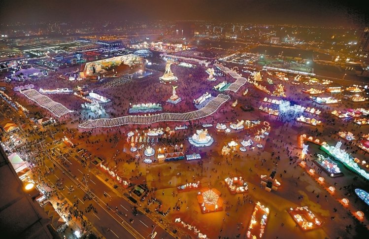 臺灣元宵節燈會昨晚開幕 吸引130萬人次規模破紀錄