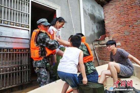 福建抗擊颱風尼伯特來襲 消防:水位10分鐘升1米
