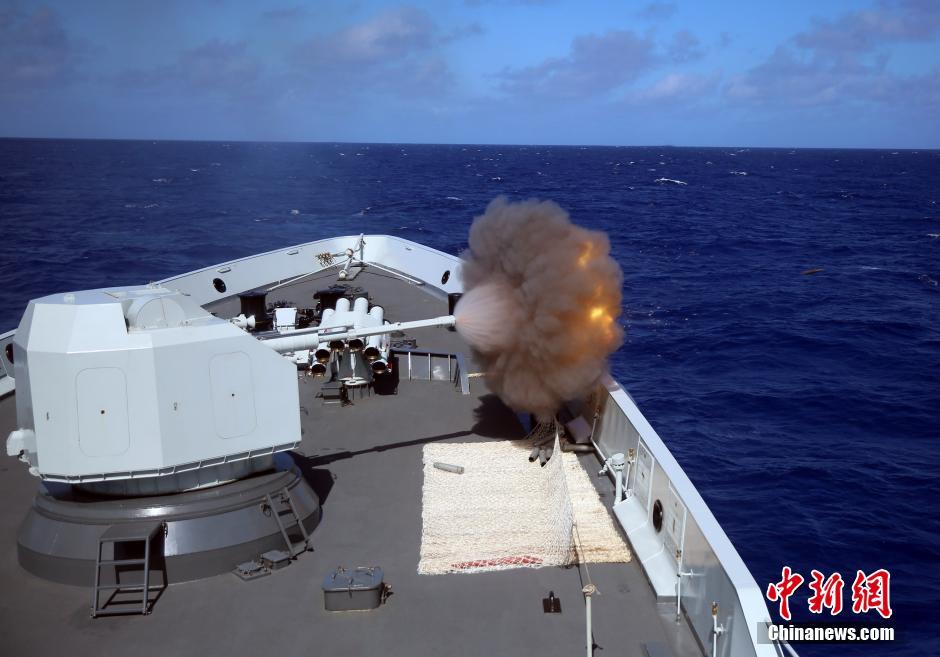 “環太平洋-2016”中國海軍艦艇編隊擊沉番茄靶