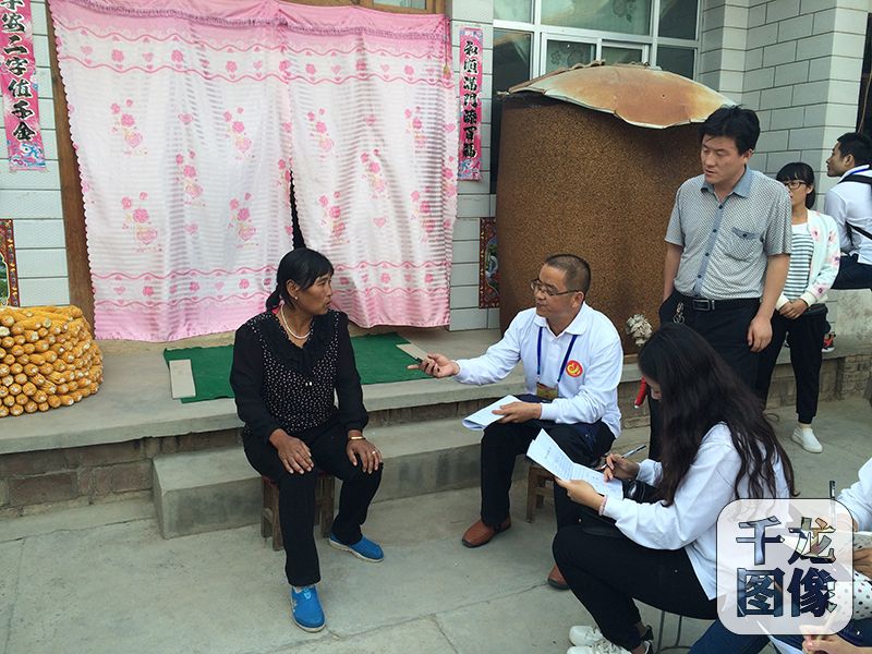 9月20日，“長征路上奔小康”甘肅採訪團來到會寧縣周灣村。
