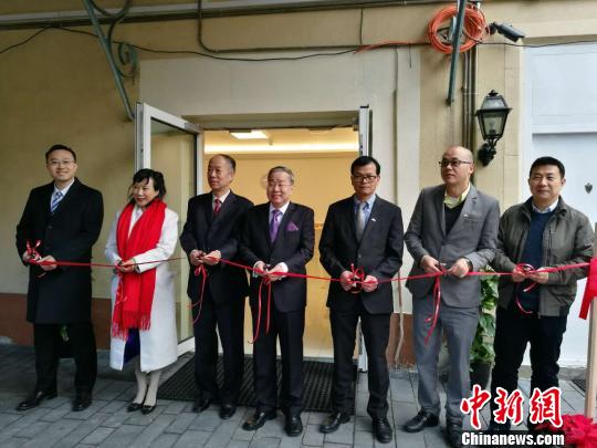 中國駐盧森堡大使館領事部新辦公廳啟用