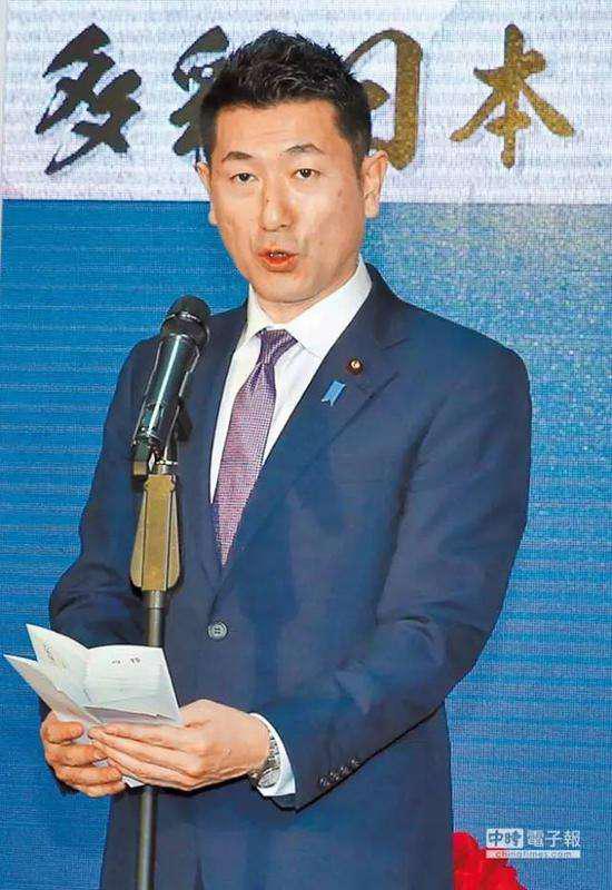 日本總務副大臣赤間二郎（圖片來源：“中時電子報”）