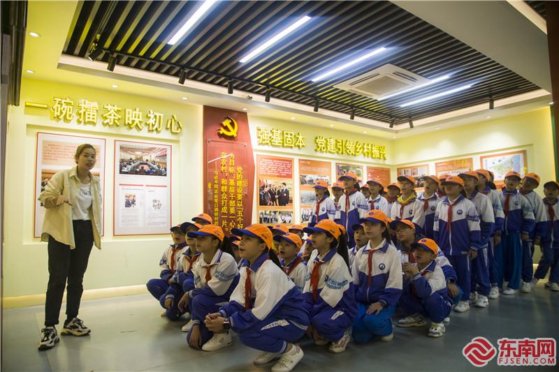 00edcec4-e945-40e9-bfed-c5610803.jpg