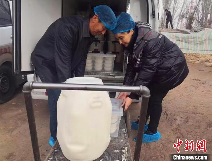 新疆兵團父女演繹當代“子承父業”故事