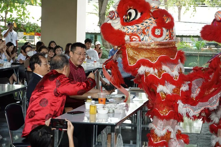 資訊有故事丨泰國孔子學院教師的節日感言 “這就是我在國際中文教育事業上不斷前進的動力”