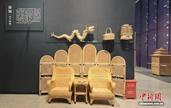 iqoiEj媫جOAD򥿫CK