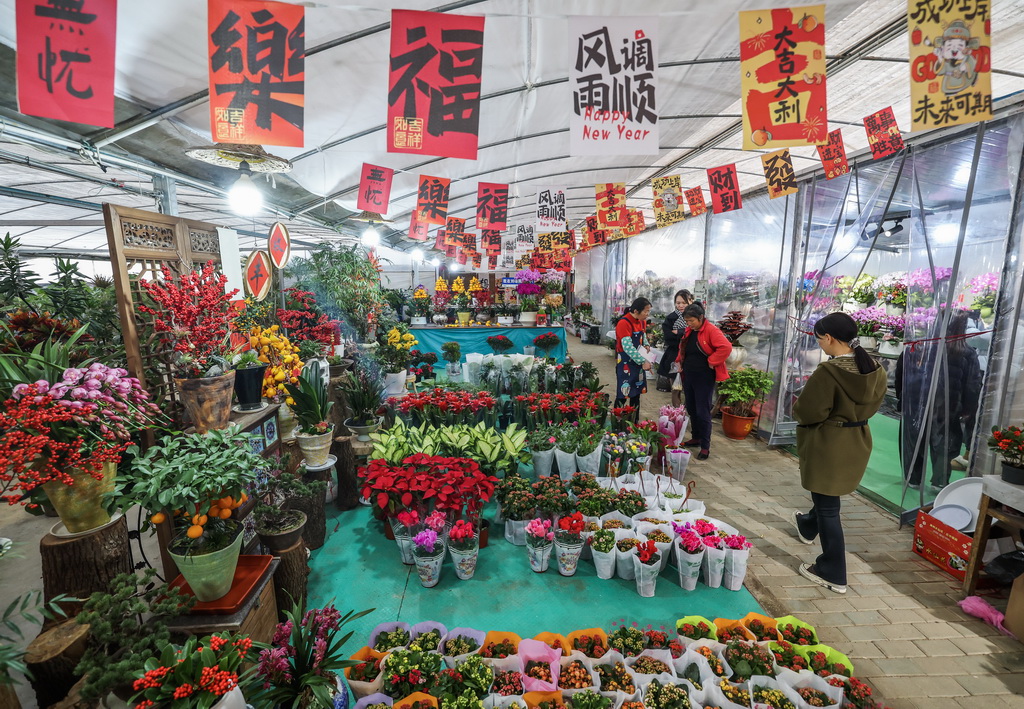 12��23��A�U�Ȧb�п��ᥫ�����ʦU���~�d��c�C