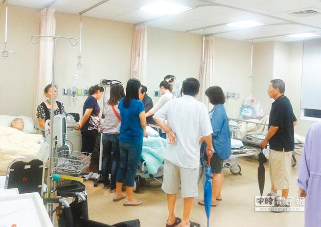 澎湖空難生還者送三總澎湖分院，醫院緊急動員搶救受傷乘客