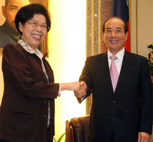 臺灣第五屆“監察院”負責人宣誓就職。