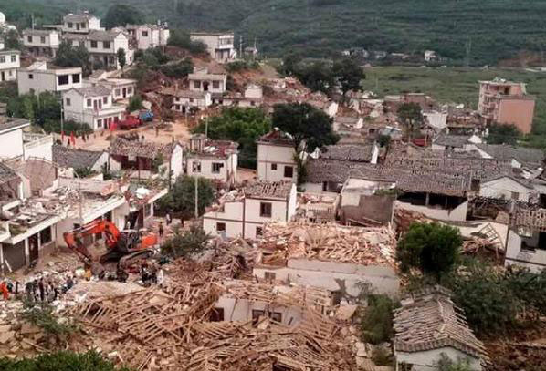 雲南昭通魯甸6.5級地震，398人罹難
