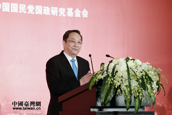 俞正聲在第十屆兩岸經貿文化論壇上致辭