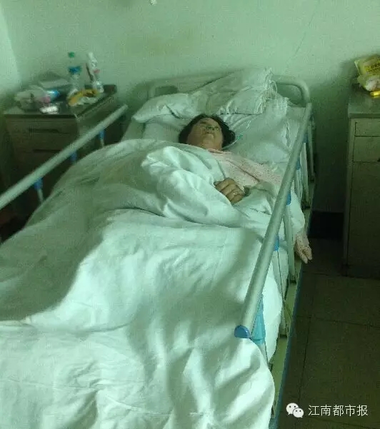 （躺在醫院的熊正英）
