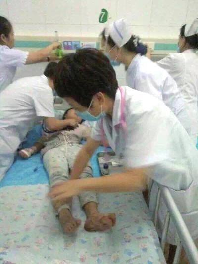 湖南62名學生喝奶嘔吐腹瀉送醫 事故原因調查展開
