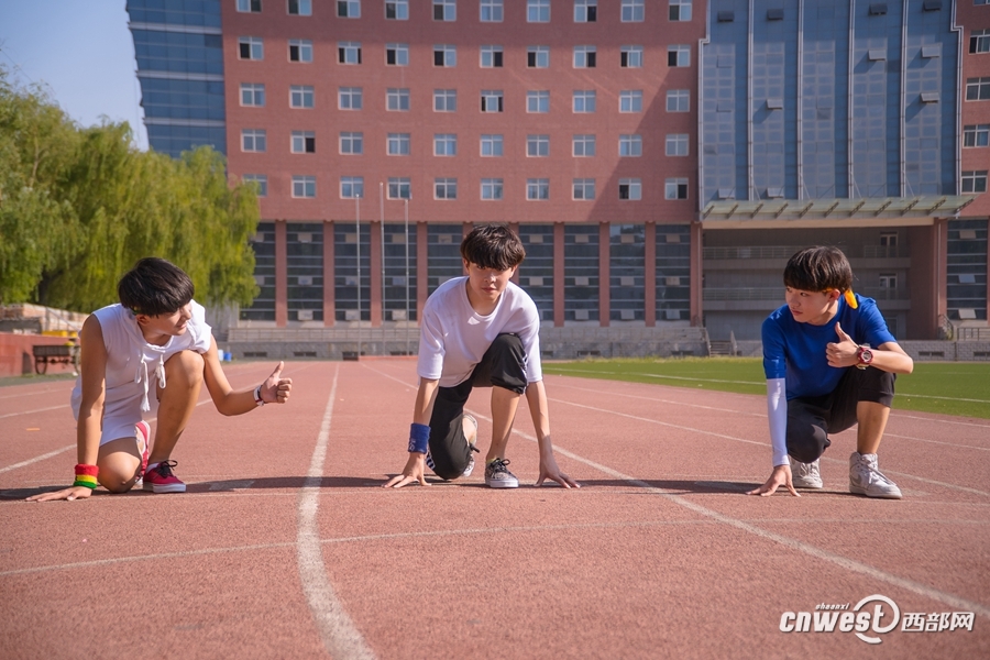 陜西“00後”組合酷似TFBoys 立志成為頂尖組合