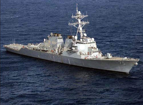 資料圖：美軍“威爾伯號”導彈驅逐艦航行。