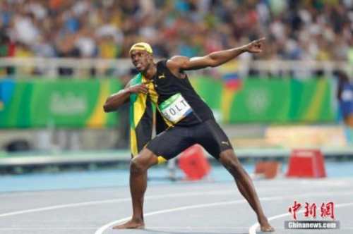 8月14日，裏約奧運會田徑男子百米飛人大戰，牙買加“閃電”博爾特以9秒81的成績獲得冠軍。中新網記者 盛佳鵬 攝