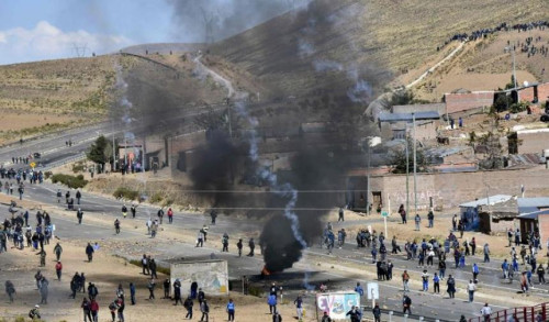 外媒：玻利維亞副內政部長遭礦工綁架後打死
