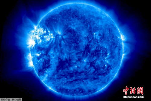 太陽前現神秘藍色球體？NASA觀測衛星照片引猜想