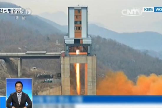 19日，朝鮮中央電視臺以配圖的方式，播送了朝鮮進行新型大功率火箭發動機的地上點火試驗的消息。
