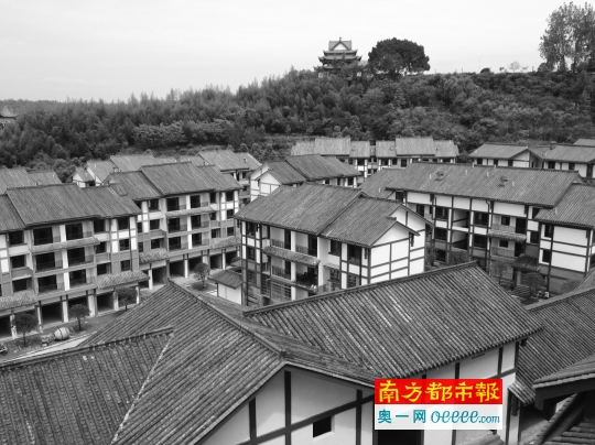 南充原副市長多次賄選後當選 與女下屬關係密切