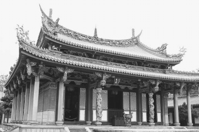 氣勢恢宏的臺北孔廟大成殿。