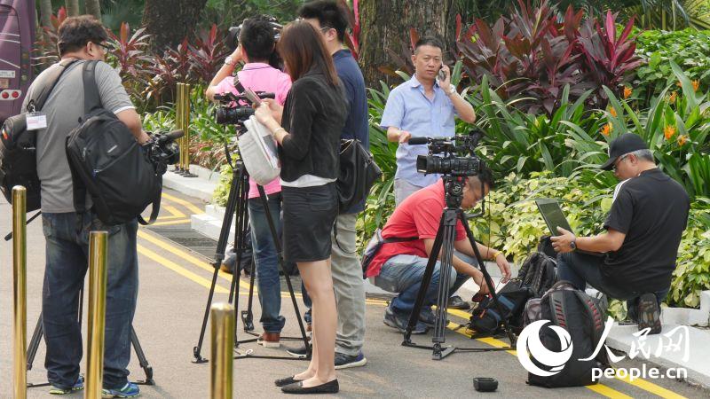“習馬會”7日在新加坡登場 媒體記者聚集（組圖）