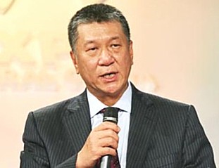 全國政協副主席何厚鏵