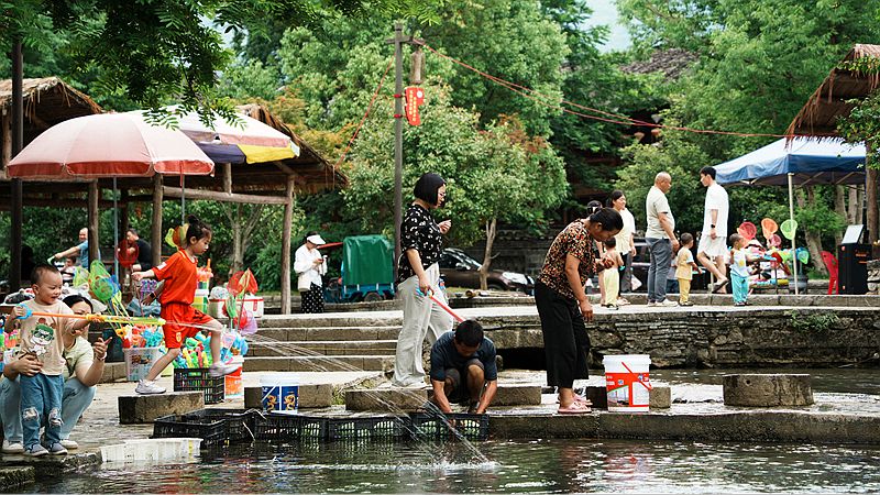 臺青在梵凈山下遇見“鬆弛感”