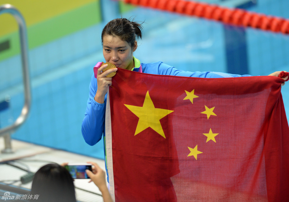 青奧會綜述：中國泳軍一日兩金 港臺選手奪牌搶眼