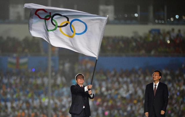 國際奧會主席巴赫宣佈南京第2屆青奧會閉幕