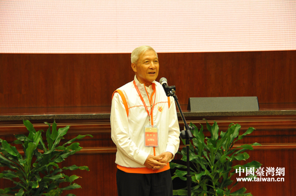 解放軍原副總參謀長錢樹根發言。.jpg