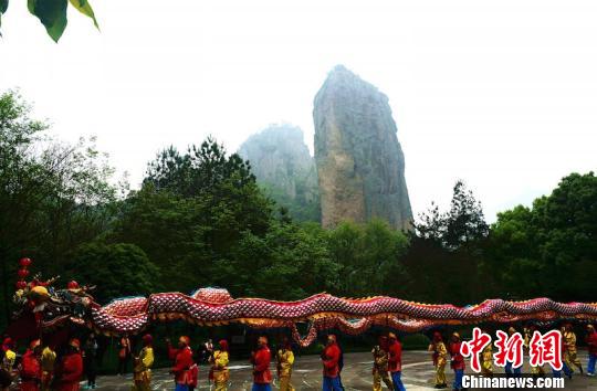 浙江縉雲海峽兩岸共祭軒轅黃帝典禮舉行