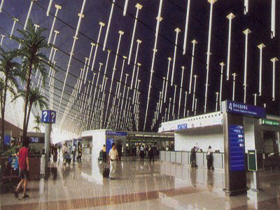 浦東國際機場候機樓內景