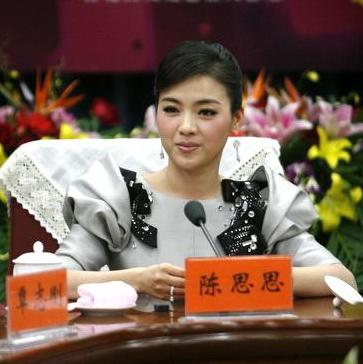 阎肃力挺陈思思 祝福台湾开个唱
