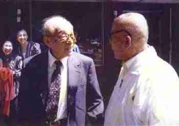 1991年，張學良與呂正操在美國曼哈頓街頭。（人民網資料圖片）