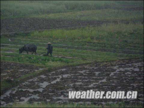 貴州中南部遭遇強雷雨 今天小雨天氣持續