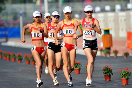 专题 体育 第16届亚洲运动会 图说亚运    广州亚运会女子20公里竞走